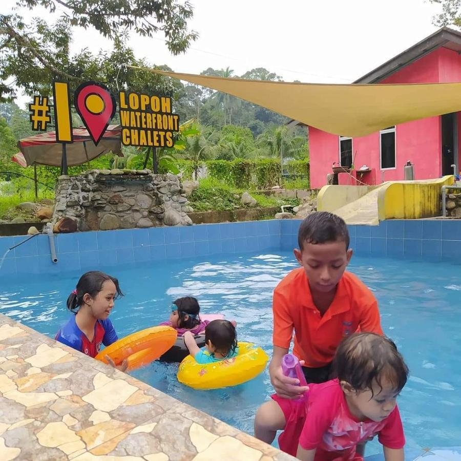 Lopoh Waterfront Budget Chalets Villa ฮูลูลางัต ภายนอก รูปภาพ