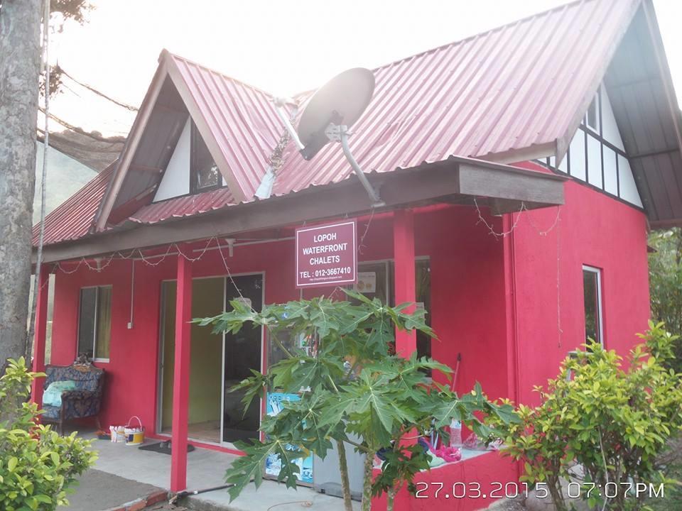 Lopoh Waterfront Budget Chalets Villa ฮูลูลางัต ภายนอก รูปภาพ